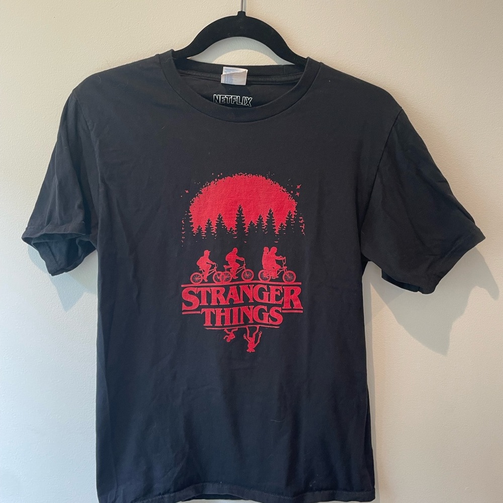 Netflix Stranger Things Tee - Adult Small
